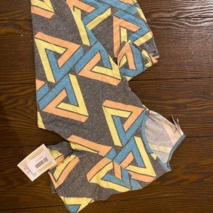 LuLaRoe Perfect T